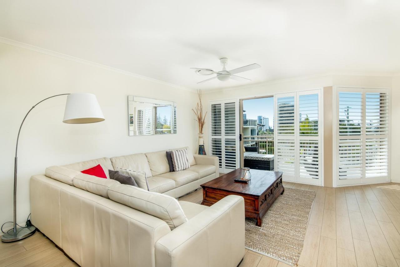 The Village Holiday Apartments At Burleigh Heads Gold Coast Eksteriør bilde