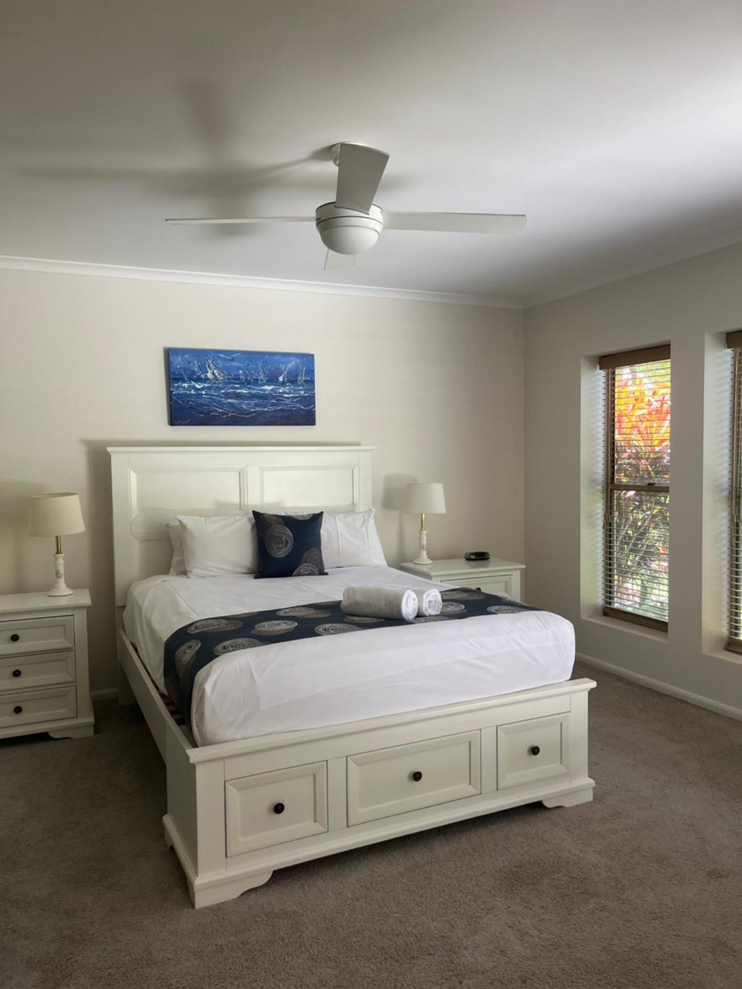 The Village Holiday Apartments At Burleigh Heads Gold Coast Eksteriør bilde